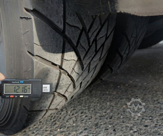 Volume tractor unit DAF XF106-480 SSC Low Deck-INTARDER-2 Tanks-NAVI