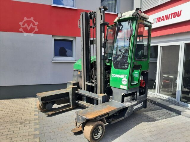 Four-way side loader Combilift C4000G/095/40ST