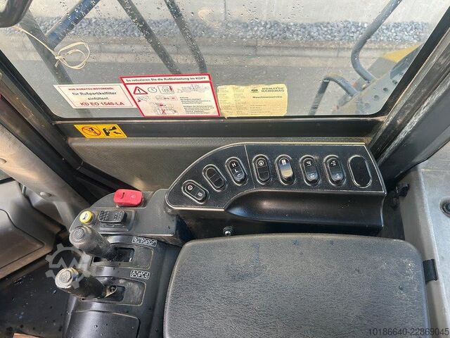 Komatsu WA500-8E0 Komatsu WA500-8E0