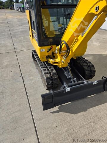 Komatsu PC17R-5 Komatsu PC17R-5
