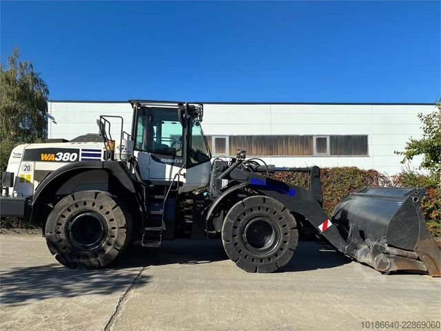 Komatsu WA380-8E0HL Komatsu WA380-8E0HL