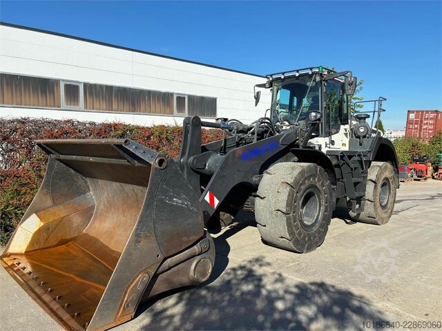 Komatsu WA380-8E0HL Komatsu WA380-8E0HL