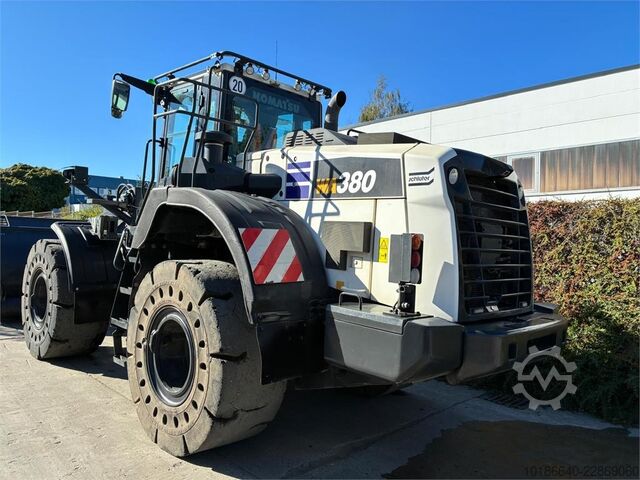 Komatsu WA380-8E0HL Komatsu WA380-8E0HL