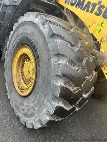 Komatsu WA500-8 Komatsu WA500-8