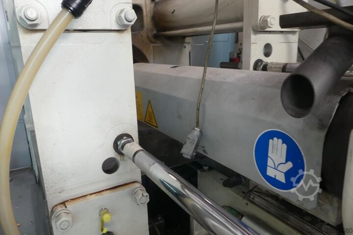 Injection molding machine KraussMaffei KM-110-380CX