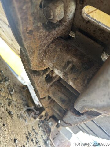 Komatsu HB365NLC-3 Komatsu HB365NLC-3