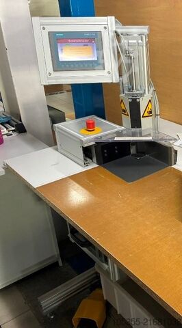 Deckenmaschine für Hardcover-Bücher Kolbus DA-270 Casemaker