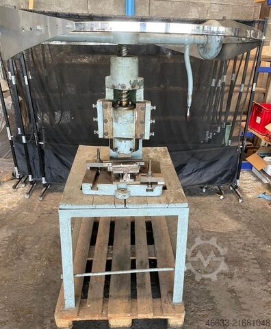Manual spindle press  