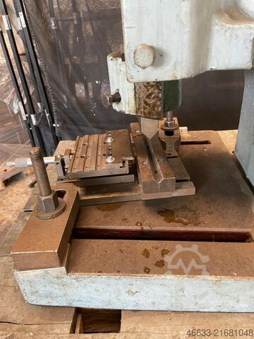 Manual spindle press  