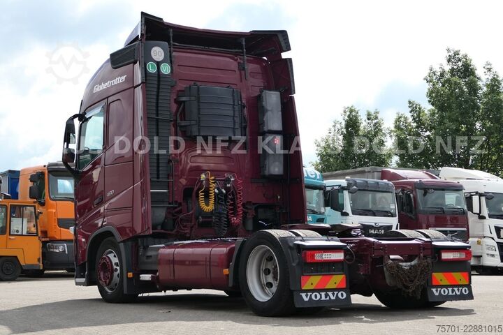 Volume tractor unit VOLVO FH 460 Globetrotter 2-Tanks Euro 6