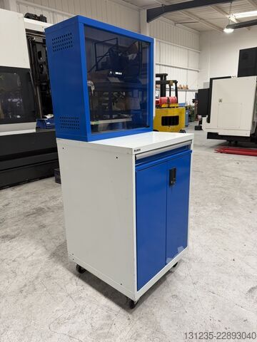 Industrie-Computerarbeitsplatz  