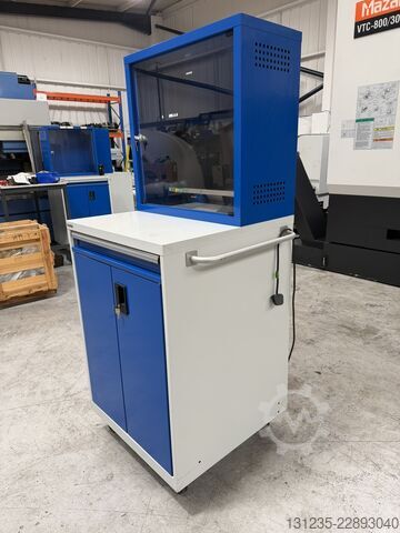 Industrie-Computerarbeitsplatz  