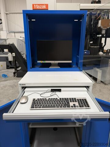 Industrie-Computerarbeitsplatz  