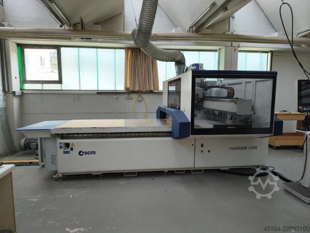 CNC machining center SCM Morbidelli N100