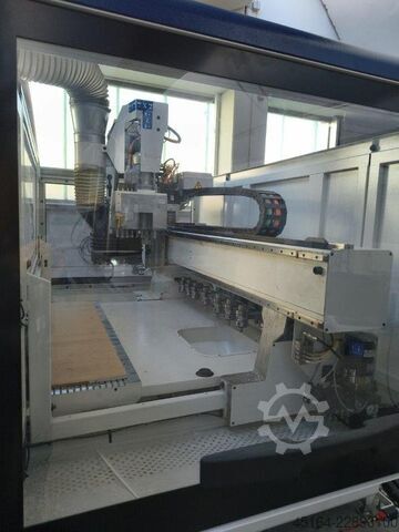 CNC machining center SCM Morbidelli N100