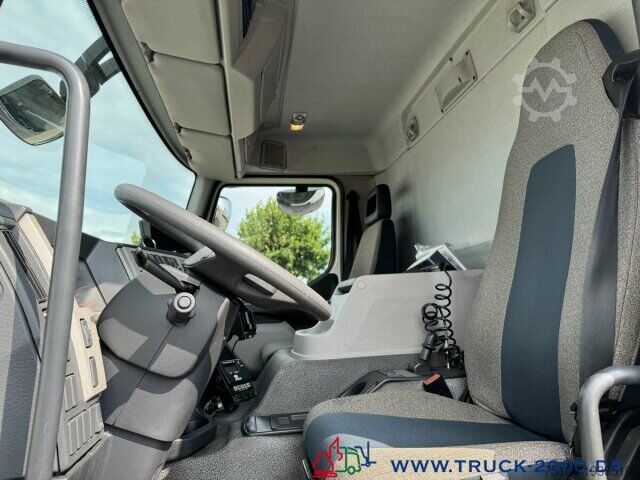 Refrigerated truck Volvo FE 18 280 3 Zonen Frisch- + Tiefkühler Carrier