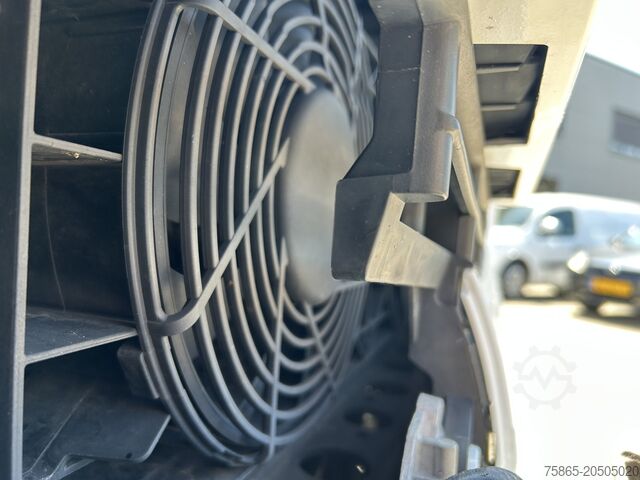 Volume tractor Mercedes-Benz Actros 1842 Bigspace / 770 dkm / Mega / New Tac...