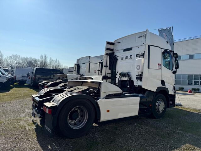 Standard SZM Renault T 480