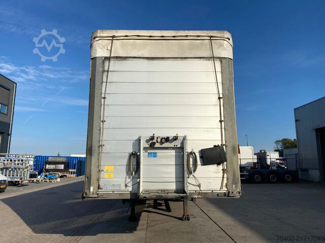 Curtain sided Schmitz Cargobull SCB*S3T / Coil / Tautliner / Disc Brakes