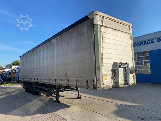 Curtain sided Schmitz Cargobull SCB*S3T / Coil / Tautliner / Disc Brakes