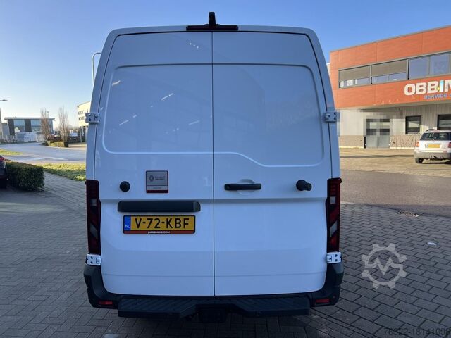 Delivery van Renault MASTER L2H2 150 PK NIEUW MODEL / AIRCO / MULTIM...