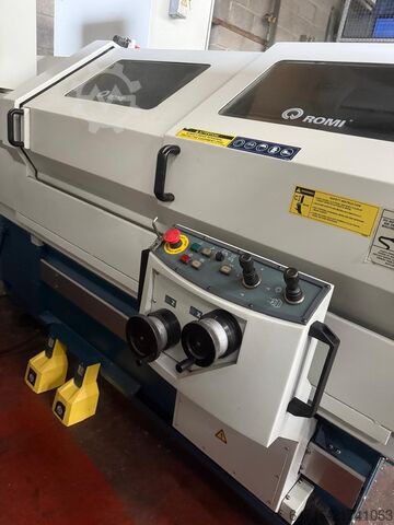 Drehmaschine - zyklengesteuert Romi C420