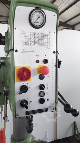 Hochl. Column drilling machine ALZMETALL AB 3 / ESV