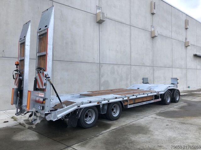 Low loader trailer Möslein T 4 VB H1 1 neuer 4 Achs Tieflader hydraulischen Rampen