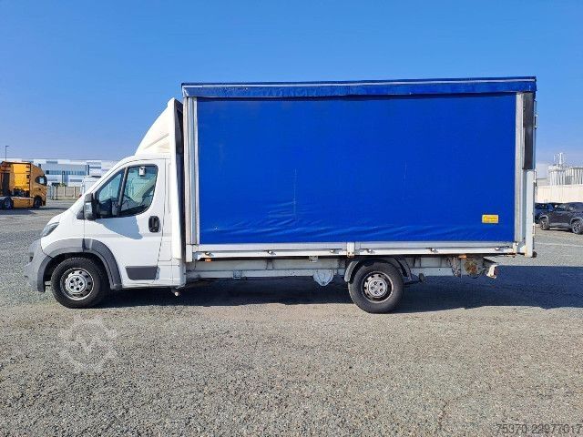 Sonderausbau-Transporter Peugeot BOXER