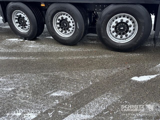 Open semitrailer with tarp Schmitz Cargobull Semitrailer Curtainsider Standard