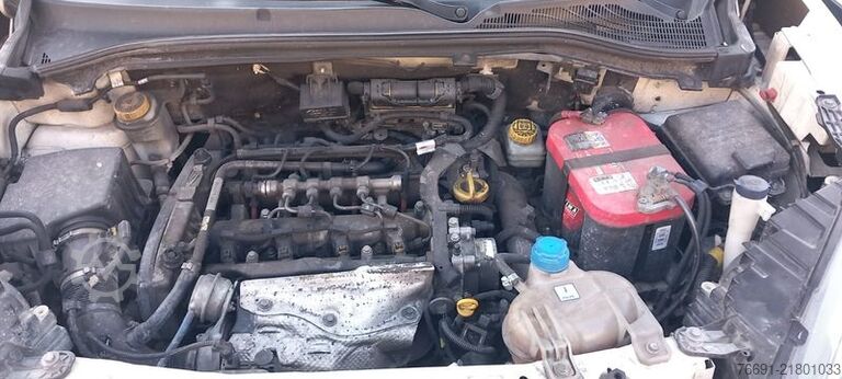 Compact van FIAT Doblo 5 posti -  CAMBIO GUASTO