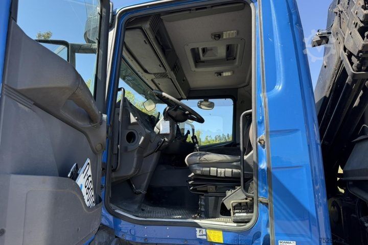 Truck mounted crane Scania R124 470PS 6x2*4 HIAB 220 C-4 / Swiss-Vehicle