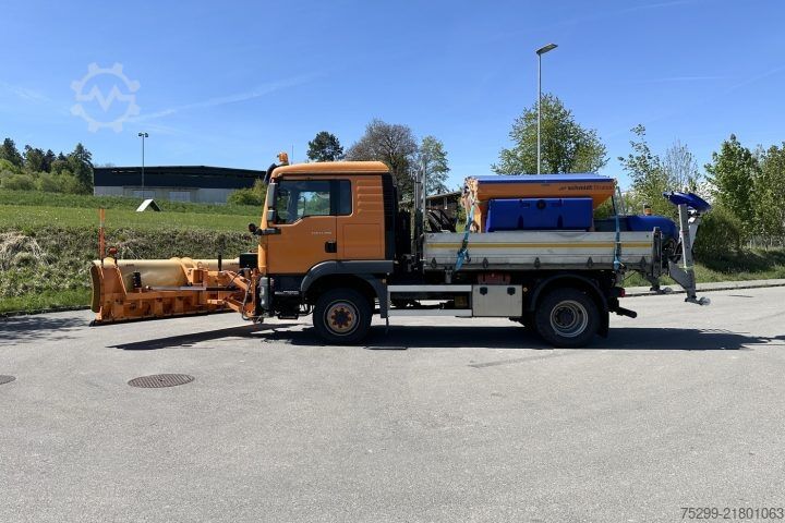 Three-sided tipper truck MAN TGM 13.290 4x4 Kipper Kommunal / Swiss-Vehicle