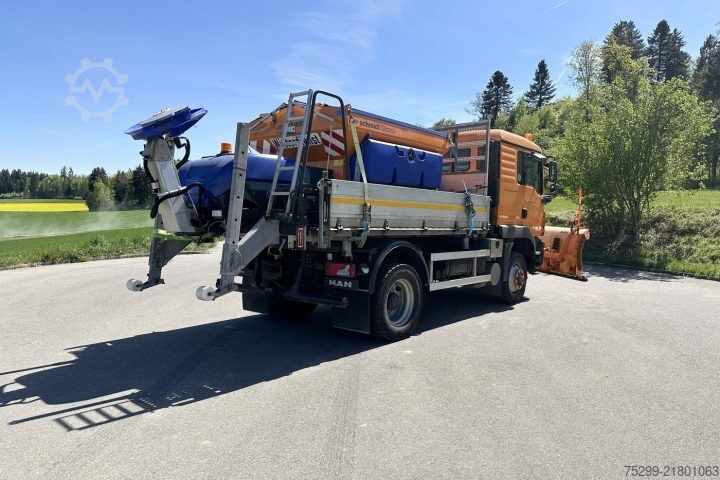Three-sided tipper truck MAN TGM 13.290 4x4 Kipper Kommunal / Swiss-Vehicle