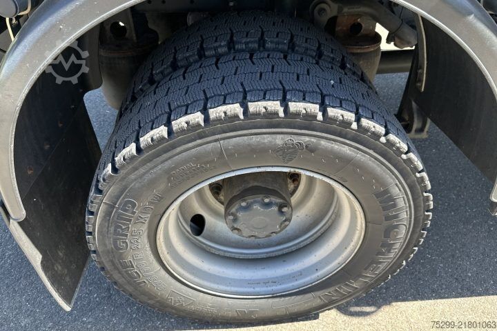 Three-sided tipper truck MAN TGM 13.290 4x4 Kipper Kommunal / Swiss-Vehicle