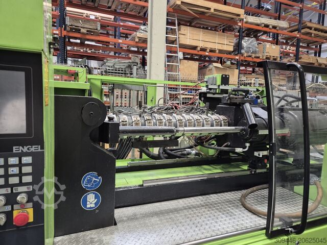 Injection molding machine ENGEL Victory 1350/200 + Robot