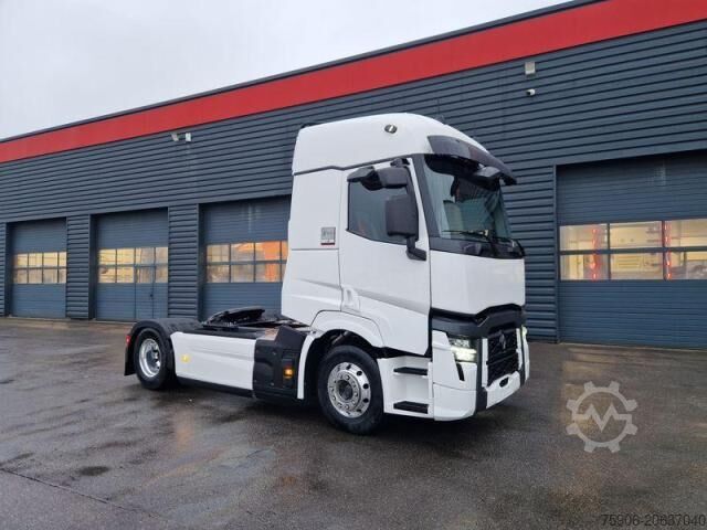 Hazardous materials truck Renault T-Series 480 ADR