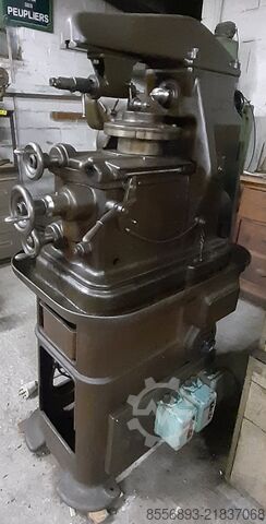 Gearwheel shaping machine Mikron 102.05