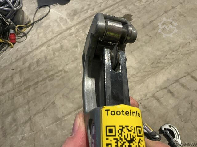 Small Equipment HENCO WHEEL CUTTER FOR PIPES Pipe cutter, rotatable