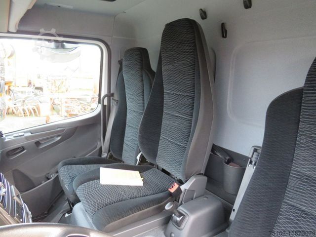 Curtain sider van MERCEDES-BENZ Atego 818 L Pritsche LBW LBW 1 to AHK+Luftans