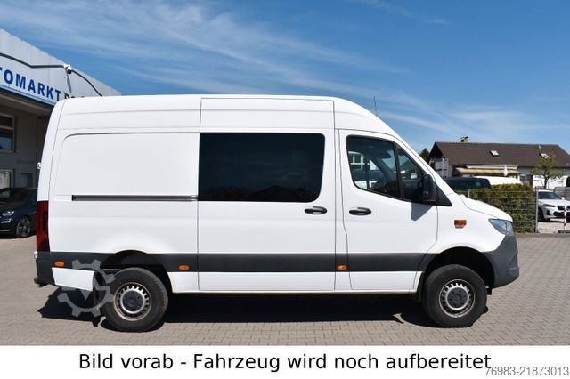 High top van MERCEDES-BENZ Sprinter 316 CDI 4x4 7 G-Tronic Mixto L2H2 Navi