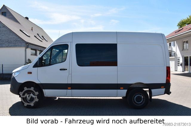 High top van MERCEDES-BENZ Sprinter 316 CDI 4x4 7 G-Tronic Mixto L2H2 Navi