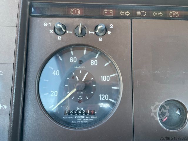 Pick-up van MERCEDES-BENZ 609D / zGG 3,5t/ AHK 2,4t/ Standhzg.