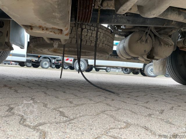 Tanker truck MAN TGA 35.360 BL 8x2-4/ Spitzer Silo/ 23000 l/ AC