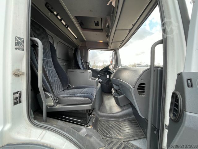 Refrigerator body van MERCEDES-BENZ Atego 818 L/ TK V500-MAX/ seitl. Tür/ LBW 1t