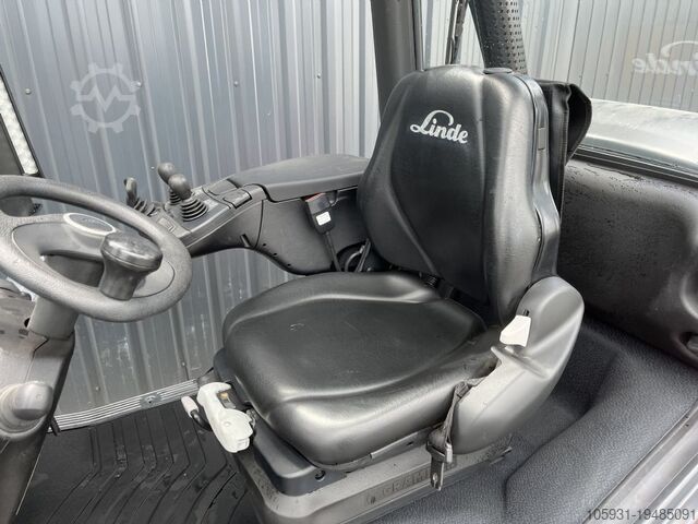 LPG Forklifts Linde H25T-02