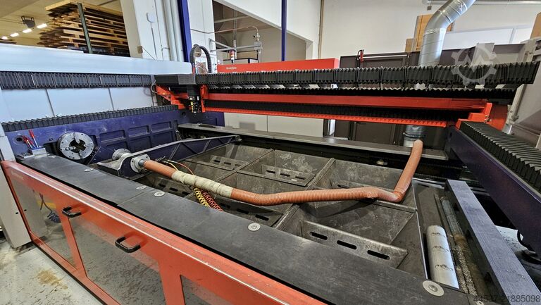 CNC Laser Cutting Machine Bystronic ByStar 3015