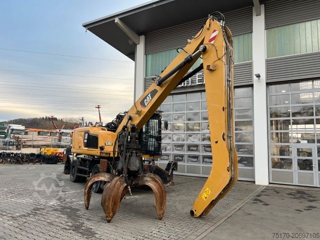 Mobile excavator CATERPILLAR MH3024 / MH 3024 / Greifer / 2018 / 10.735h