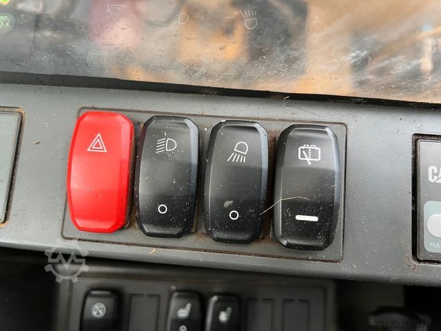 Mobile excavator CATERPILLAR MH3024 / MH 3024 / Greifer / 2018 / 10.735h