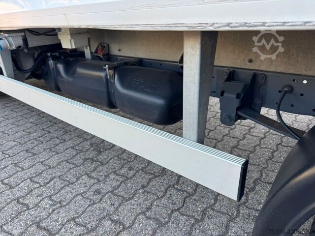 Kühltransporter IVECO Daily 35S16 Tiefkühlkoffer mit Ladebordwand
